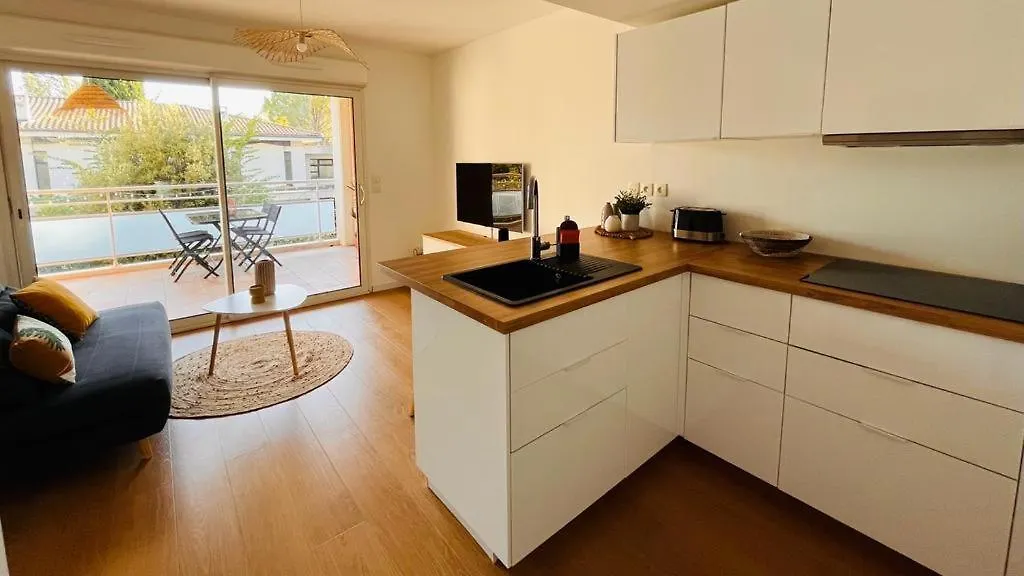 Bel Appartement Au Calme Climatise Avec Terrasse Aix-en-Provence 0*,  Francia